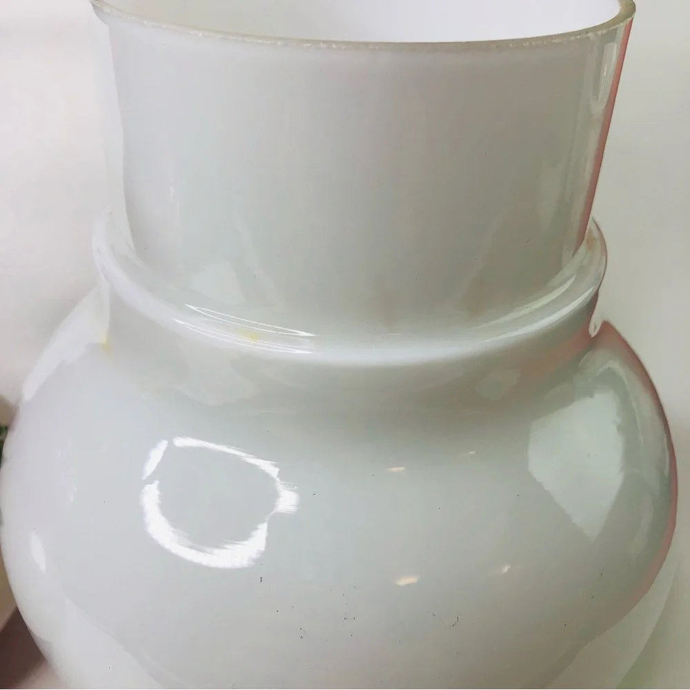 RARE Vintage EAGLE Kerosene Table Oil Lamp Daisy Floral Hand painted Porcelain